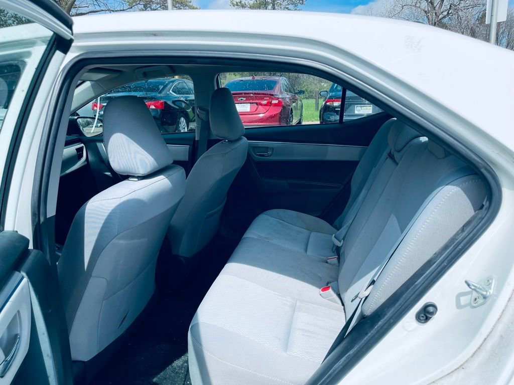 Used 2016 Toyota Corolla LE image 18