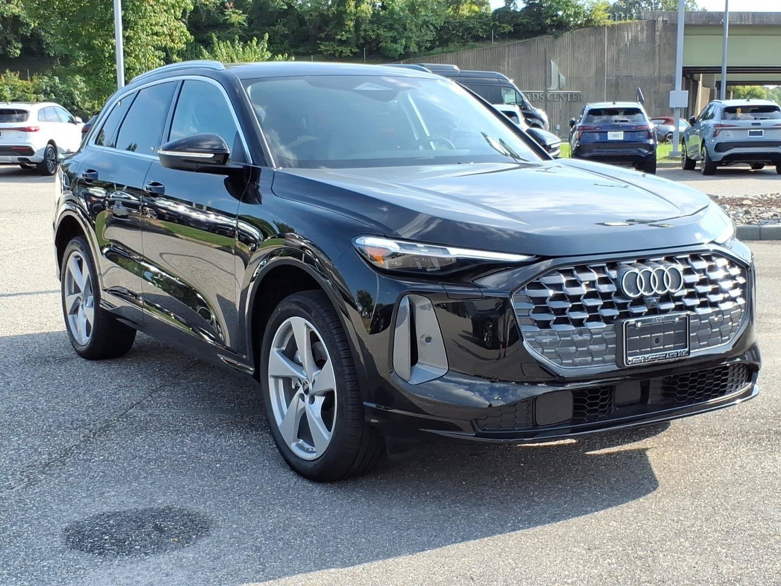 Used 2025 Audi Q5 Premium Plus AWD/4WD image 5