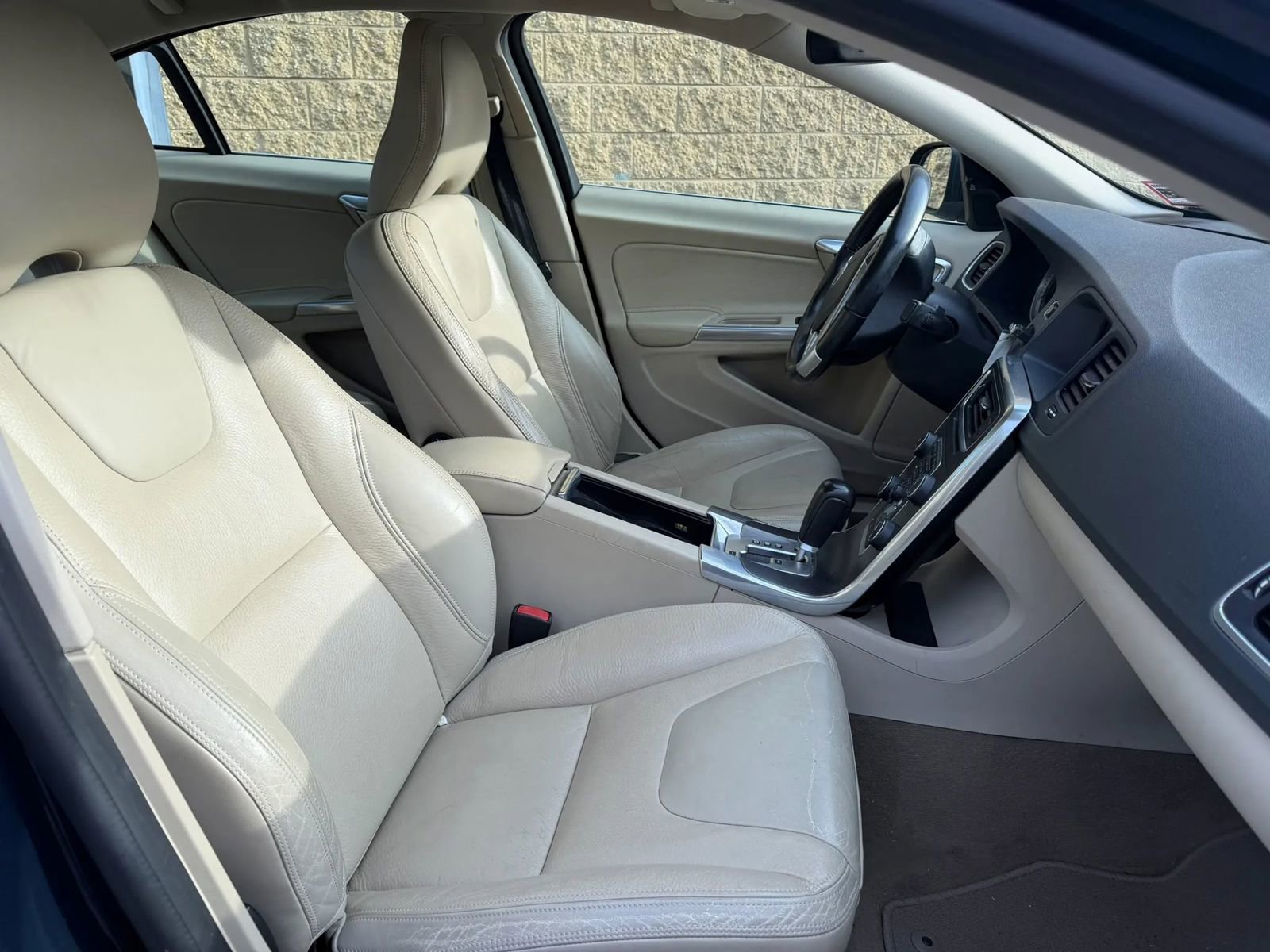 Used 2012 Volvo S60 T6 image 17