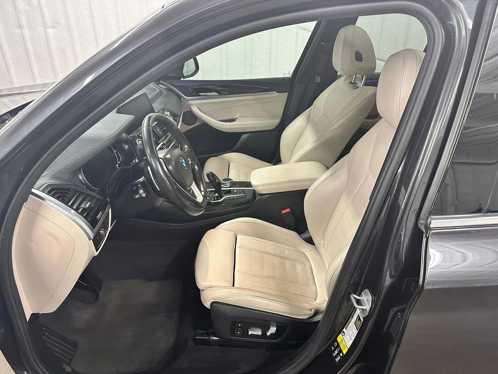 Used 2019 BMW X3 xDrive30i w/ Executive Package AWD/4WD image 17