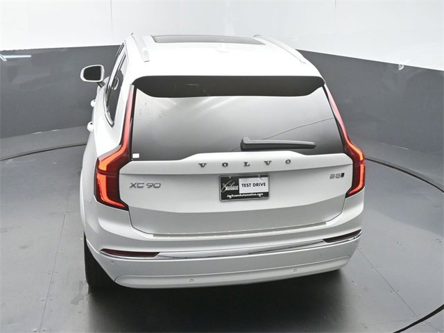 Used 2025 Volvo XC90 B5 Plus w/ Protection Package Premier image 47