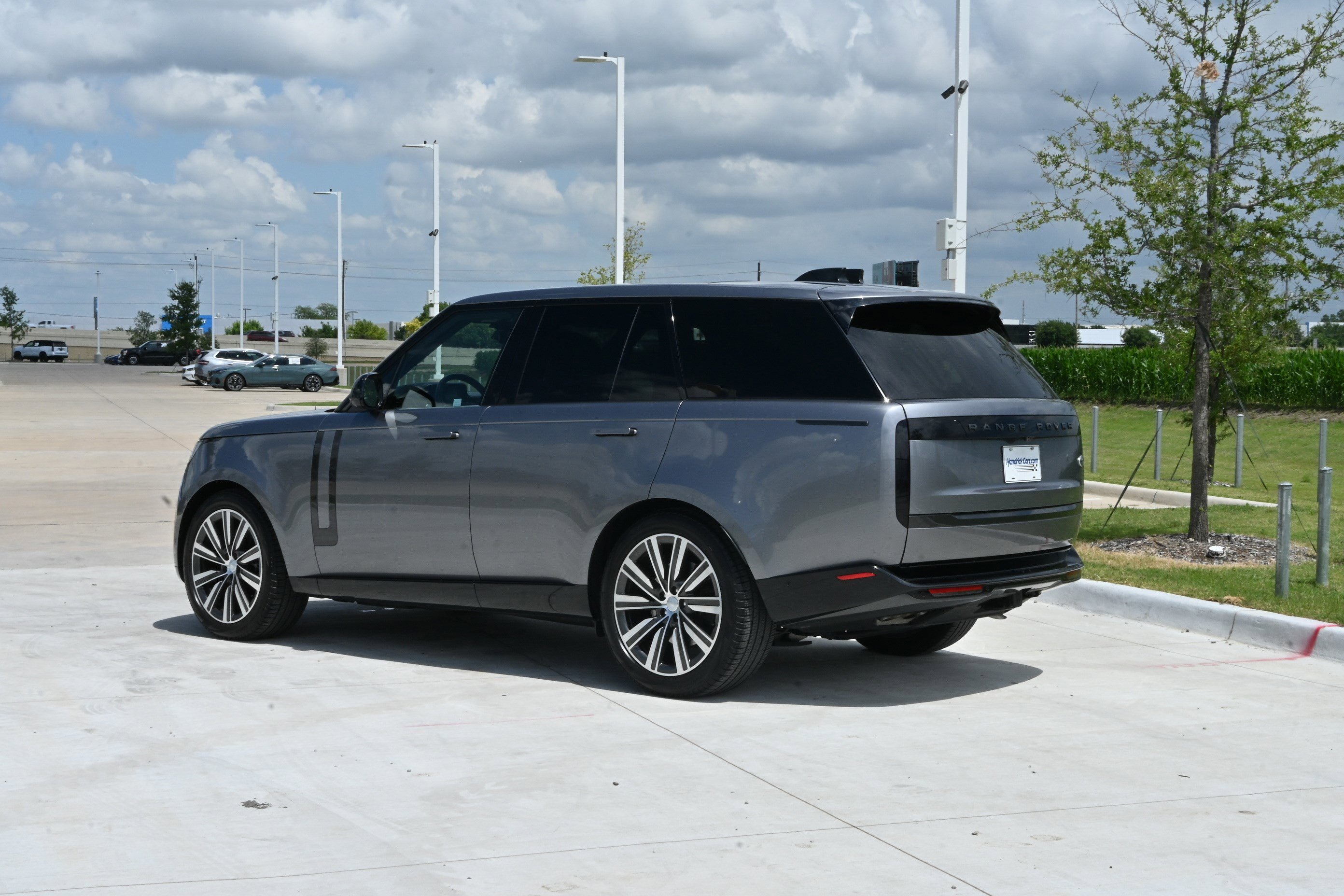 Used 2023 Land Rover Range Rover SE AWD/4WD image 7