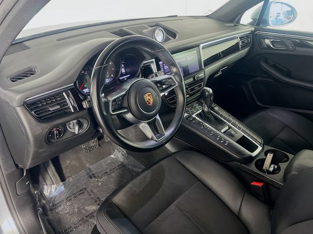 Used 2019 Porsche Macan AWD/4WD image 11