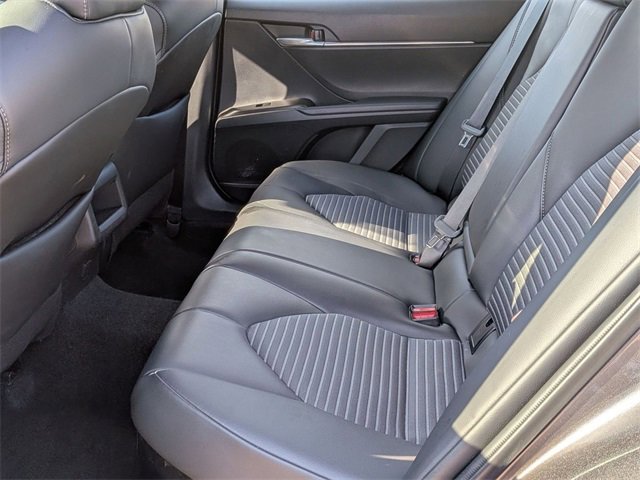 Used 2024 Toyota Camry SE image 25