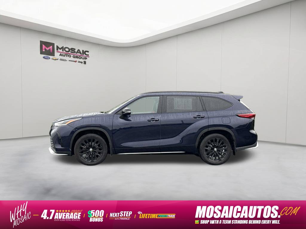 Used 2023 Toyota Highlander L AWD/4WD image 4