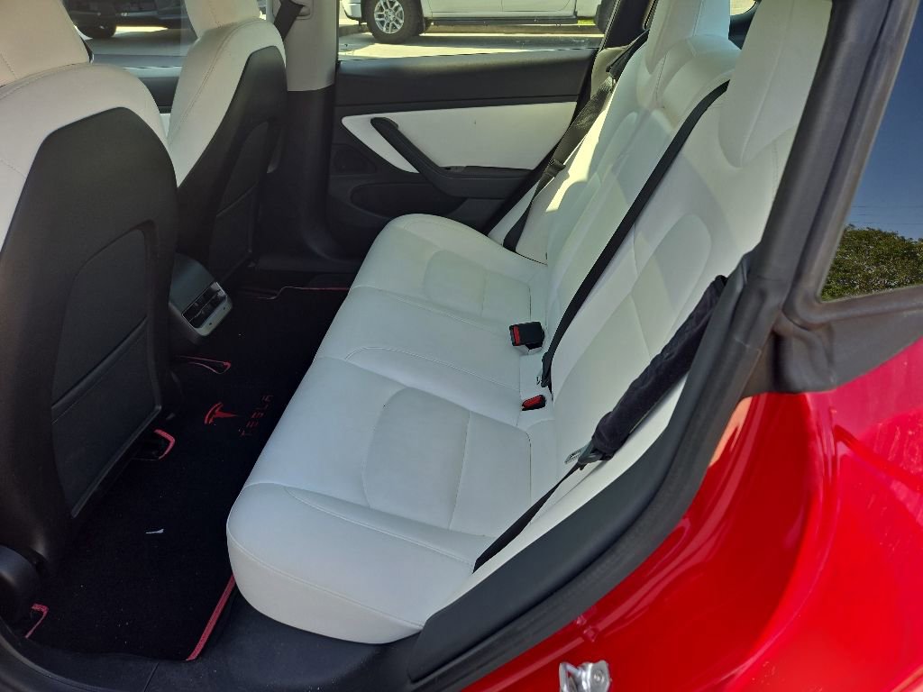 Used 2020 Tesla Model 3 Standard Range Plus RWD image 5