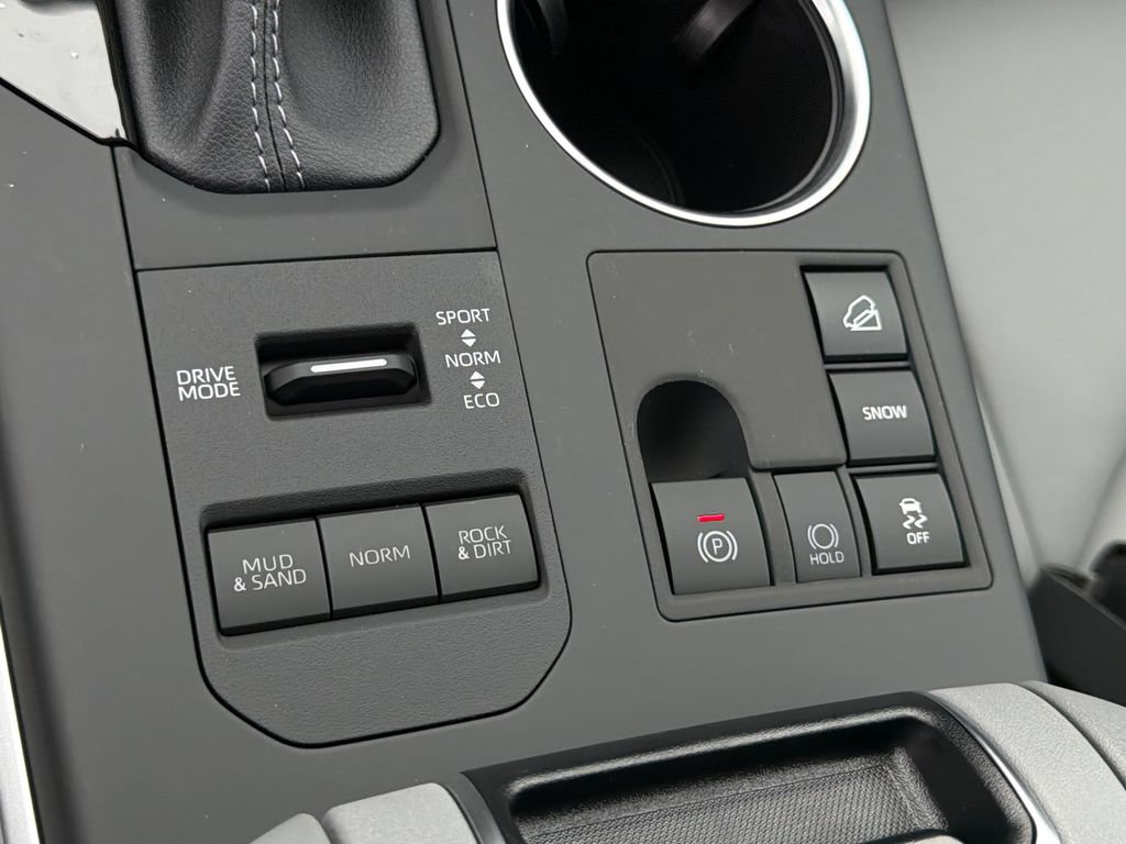 New 2026 Toyota Highlander XLE AWD/4WD image 32