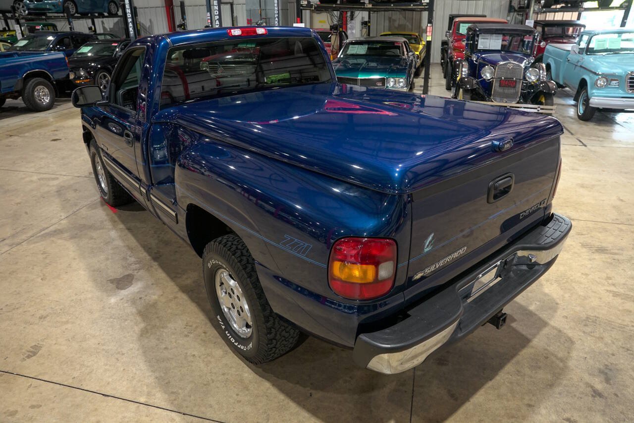 Used 2001 Chevrolet Silverado 1500 LS w/ Off-Road Chassis Pkg AWD/4WD image 16