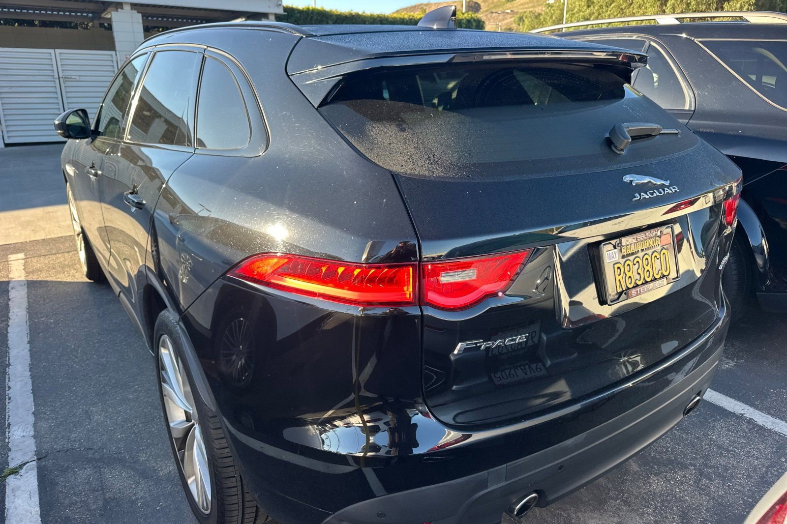 Used 2018 Jaguar F-PACE R-Sport image 8
