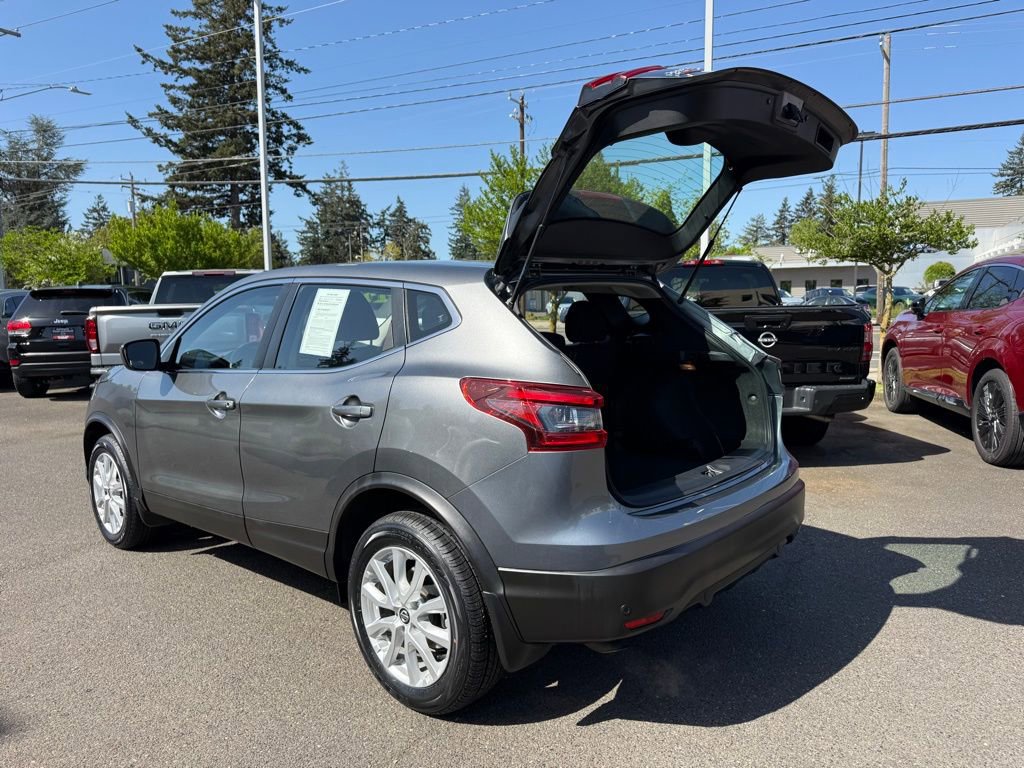 Certified 2022 Nissan Rogue Sport S AWD/4WD image 9
