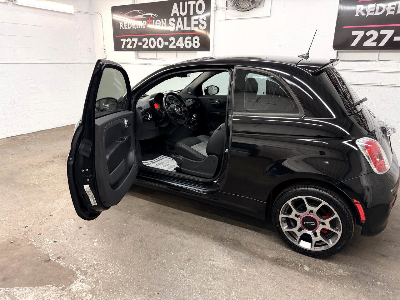 Used 2012 FIAT 500 Sport w/ Safety & Convenience Pkg FWD image 12
