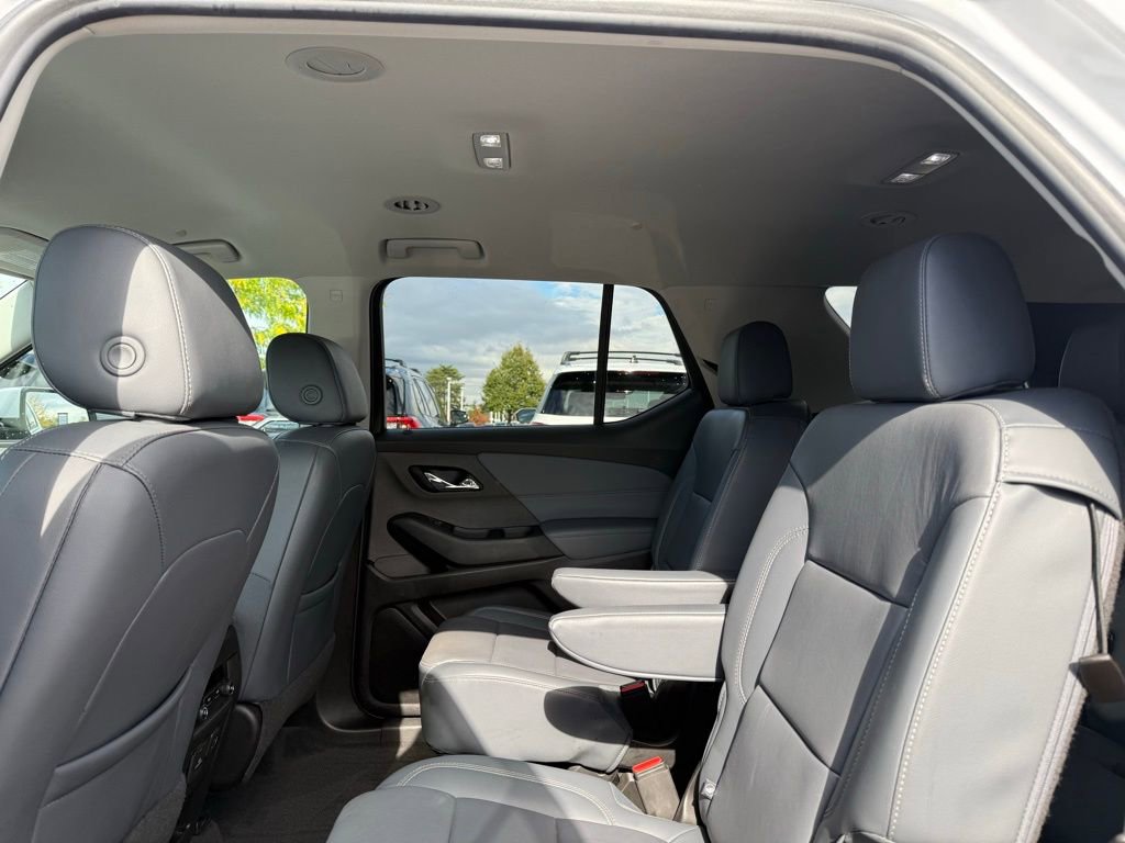 Used 2019 Chevrolet Traverse LT w/ LT Premium Package image 13