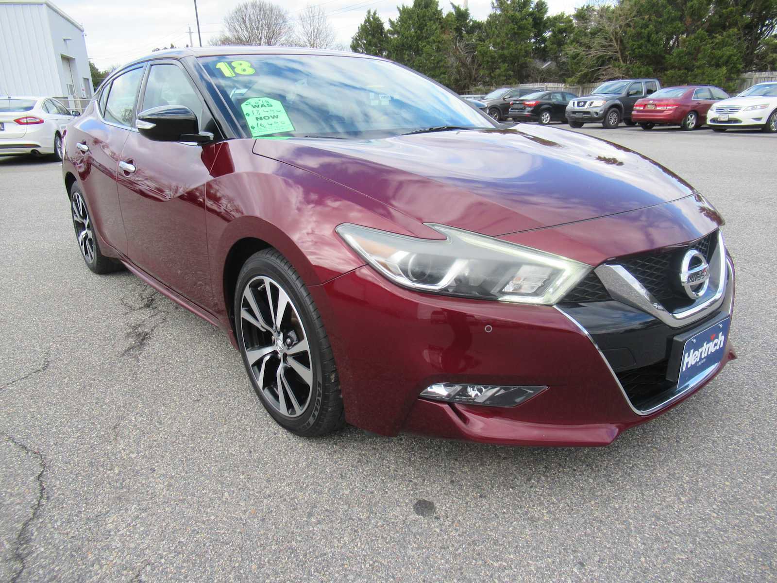 Used 2018 Nissan Maxima 3.5 SV image 3