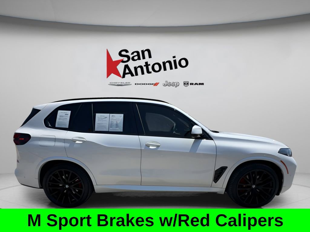 Used 2025 BMW X5 xDrive40i w/ M Sport Package AWD/4WD image 16