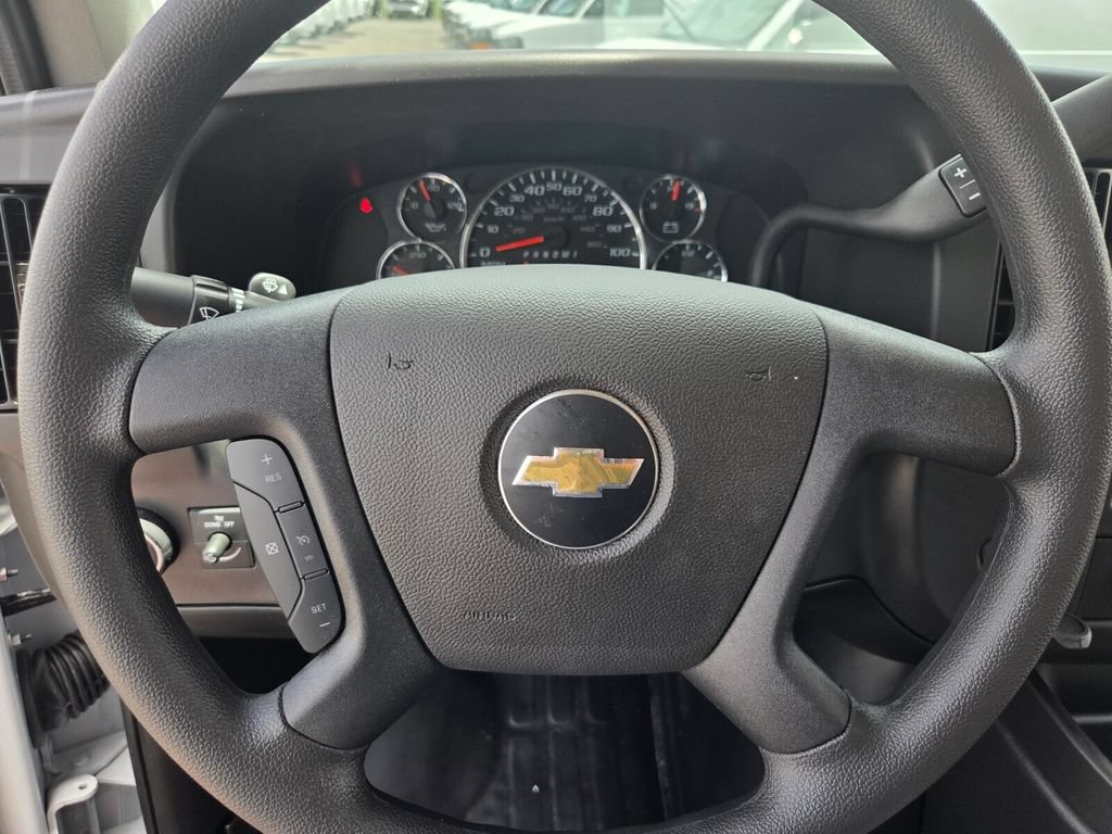 New 2026 Chevrolet Express 4500 w/ Power Convenience Package RWD image 10