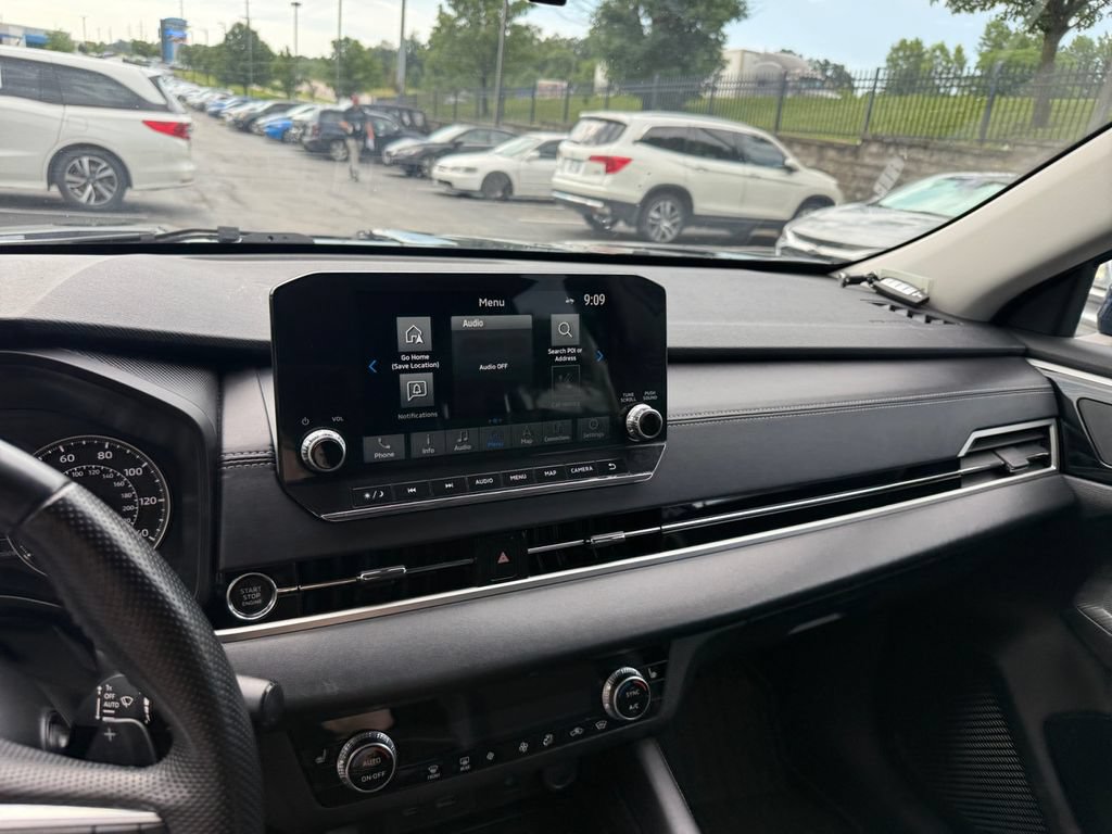 Used 2024 Mitsubishi Outlander SE AWD/4WD image 9