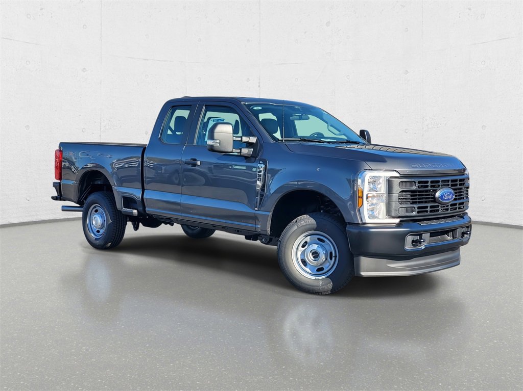 New 2026 Ford F250 XL image 2
