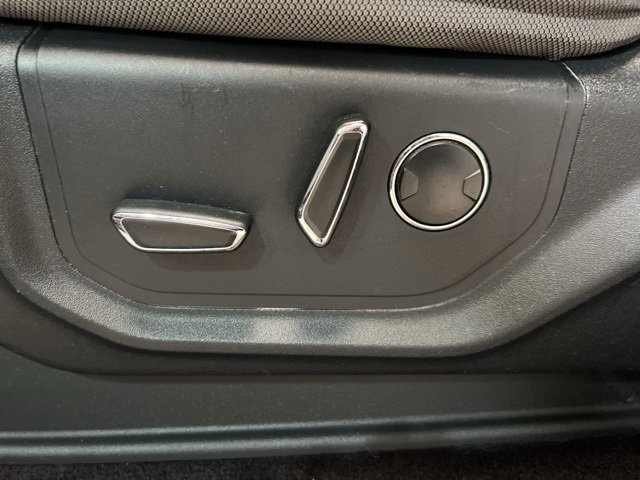 Used 2015 Ford F150 XLT w/ Equipment Group 302A Luxury image 14