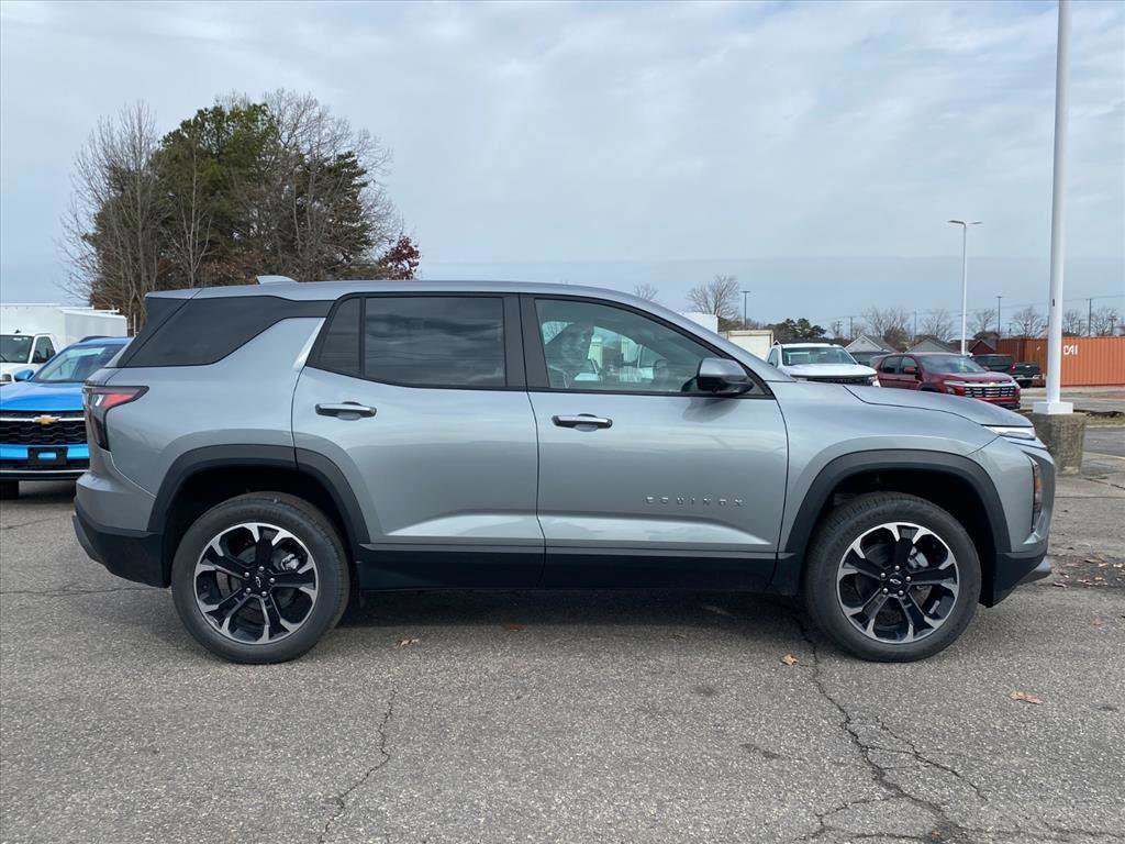 New 2026 Chevrolet Equinox LT w/ Convenience Package II image 2