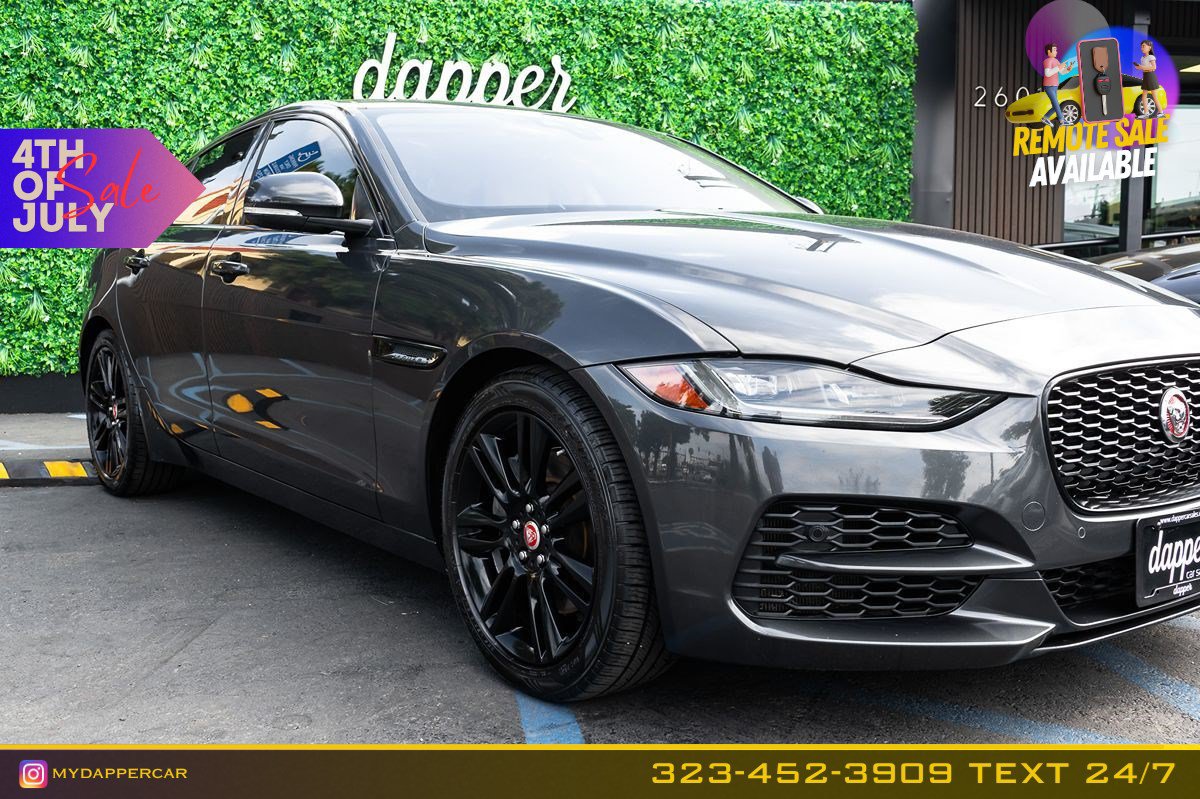Used 2020 Jaguar XE S RWD image 4