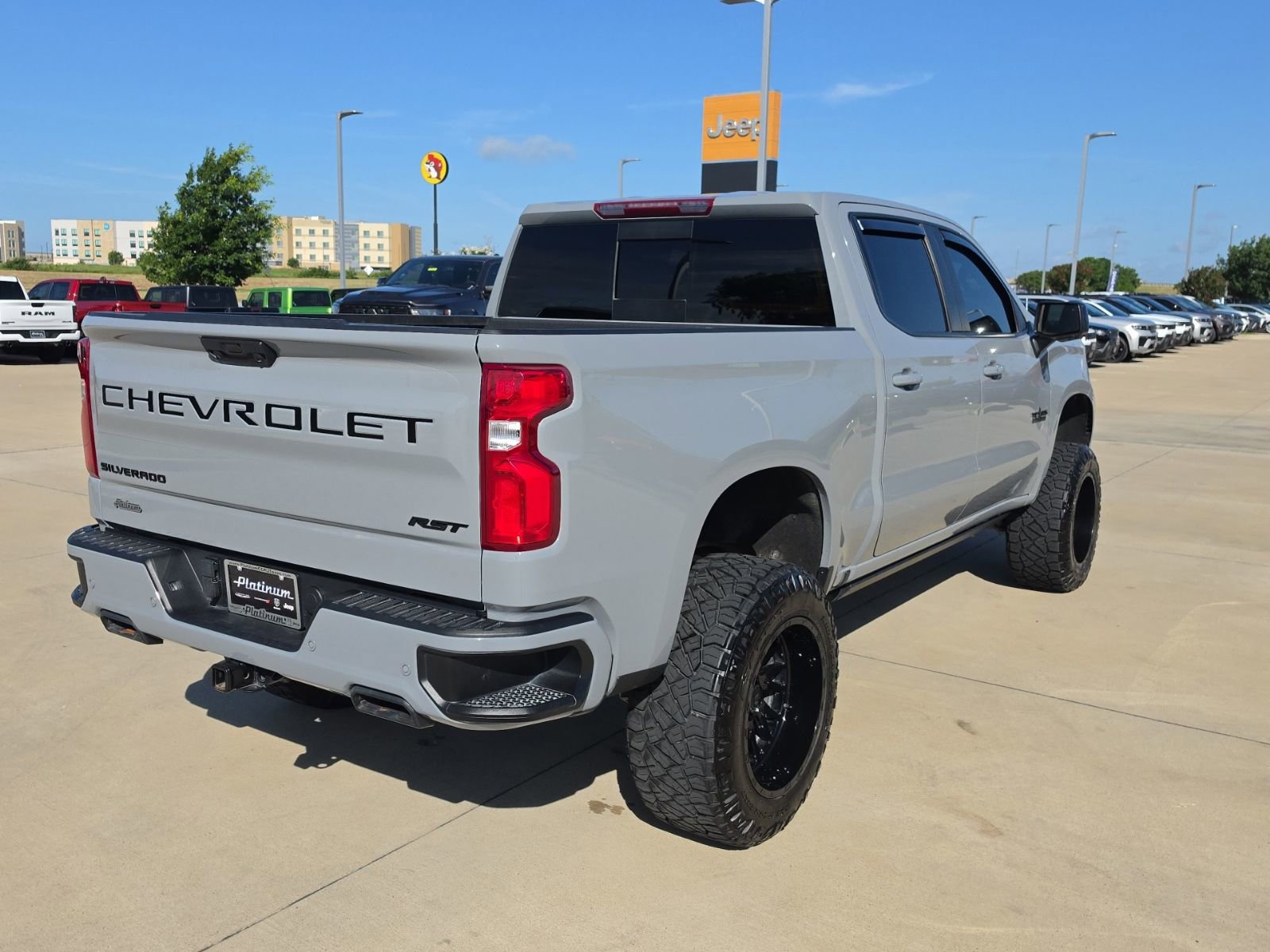 Used 2025 Chevrolet Silverado 1500 RST AWD/4WD image 5