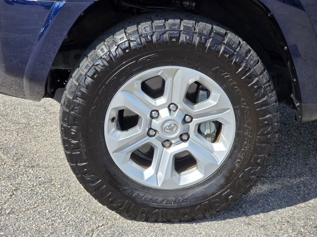 Used 2024 Toyota 4Runner SR5 Premium w/ Moonroof Package image 12