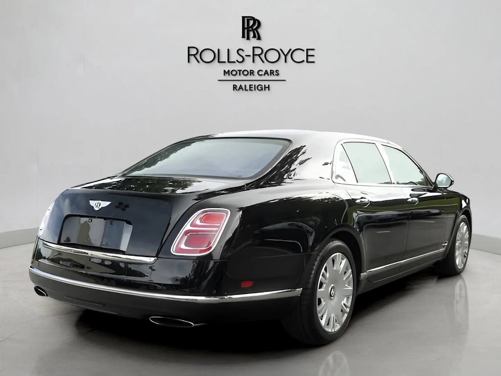 Used 2017 Bentley Mulsanne RWD image 6