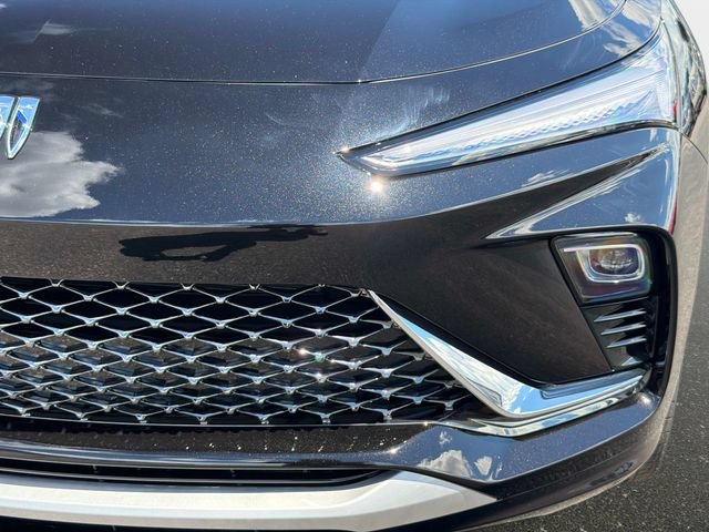 New 2026 Buick Envista Sport Touring FWD image 9