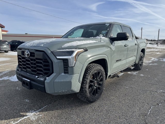 Used 2022 Toyota Tundra SR5 w/ TRD Sport Package image 9