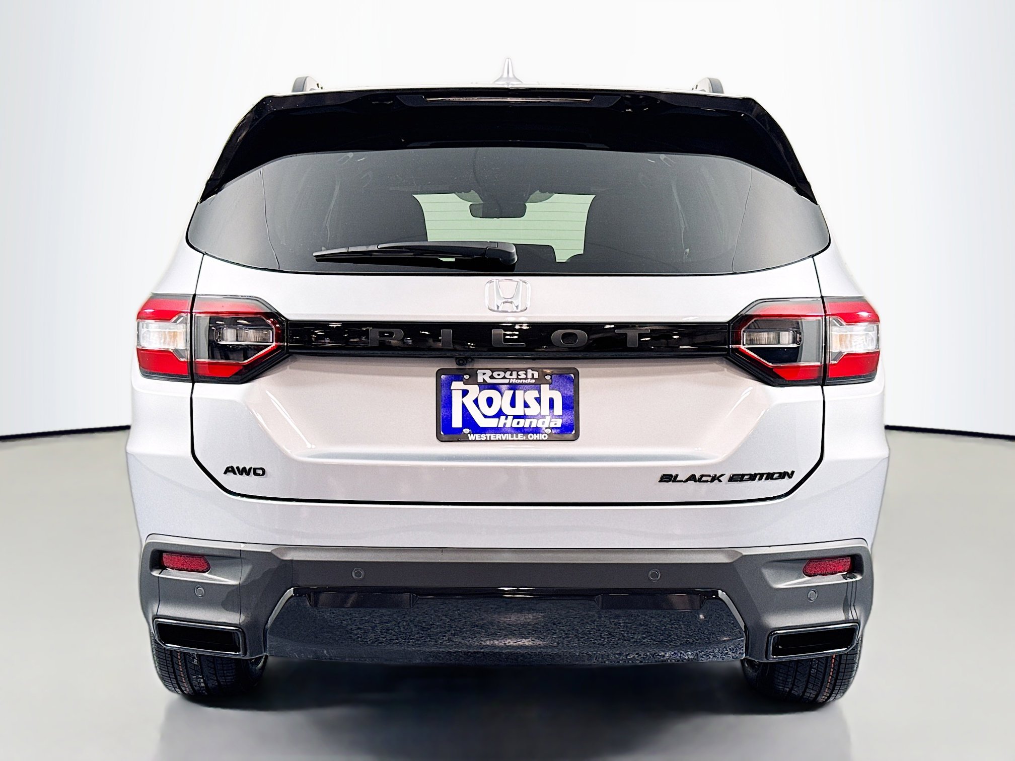 New 2026 Honda Pilot Black Edition image 6