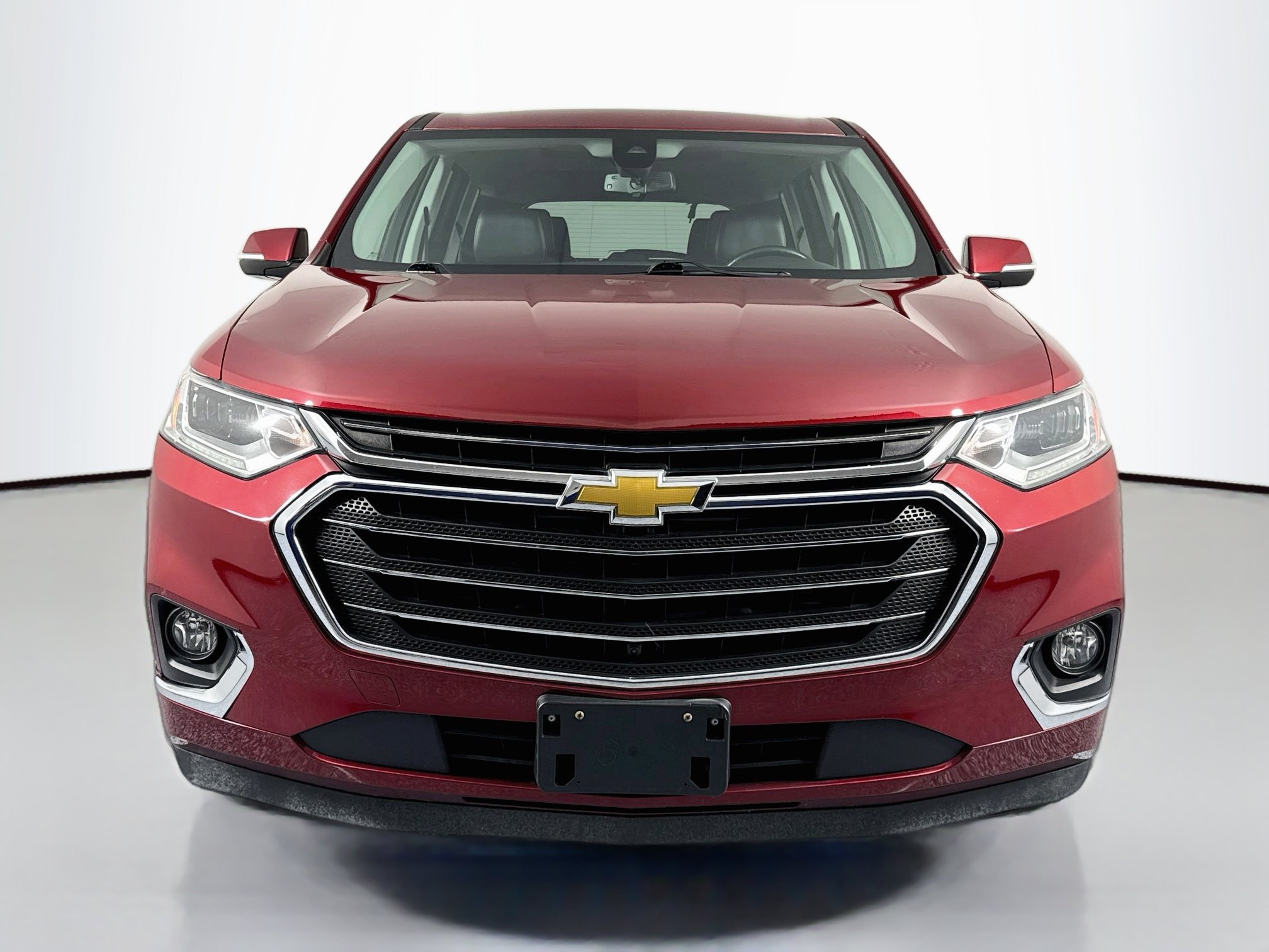 Used 2018 Chevrolet Traverse Premier w/ Driver Confidence II Package FWD image 2