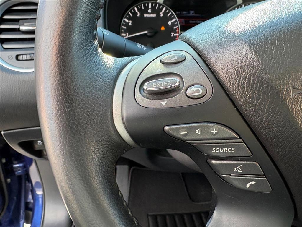 Used 2019 Nissan Pathfinder Platinum w/ Cargo Package image 12