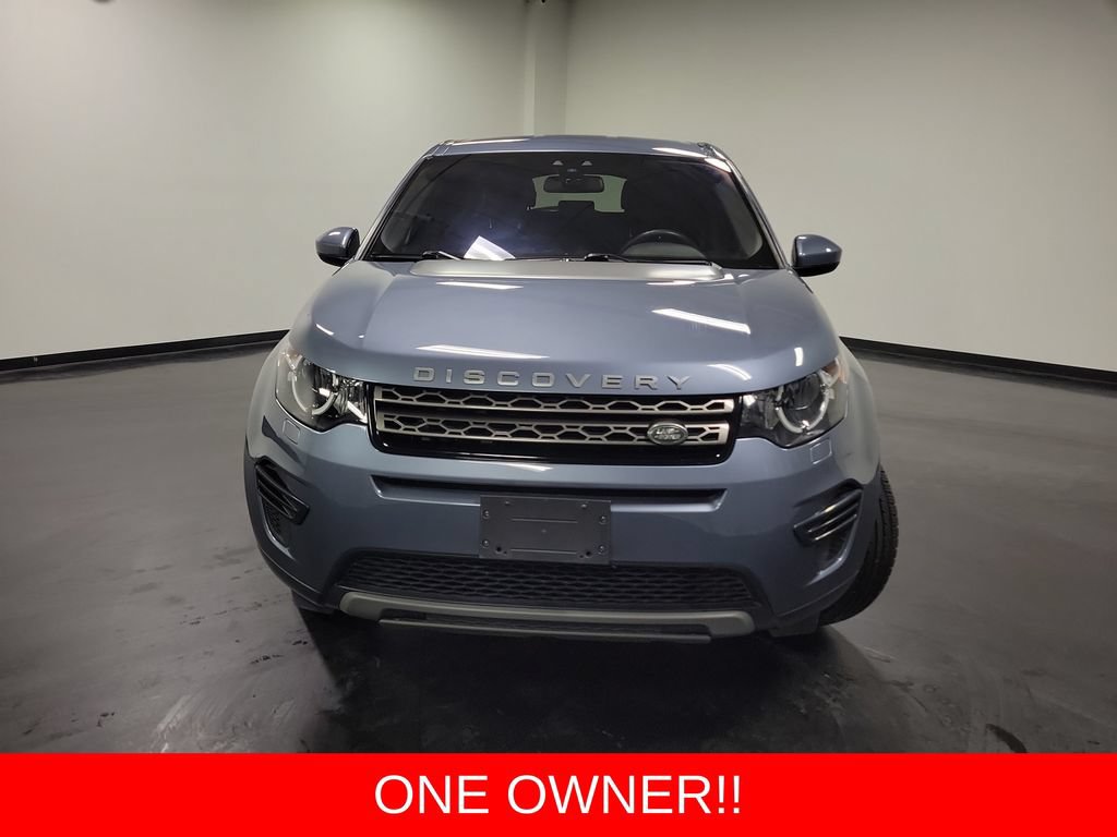 Used 2019 Land Rover Discovery Sport SE AWD/4WD image 2