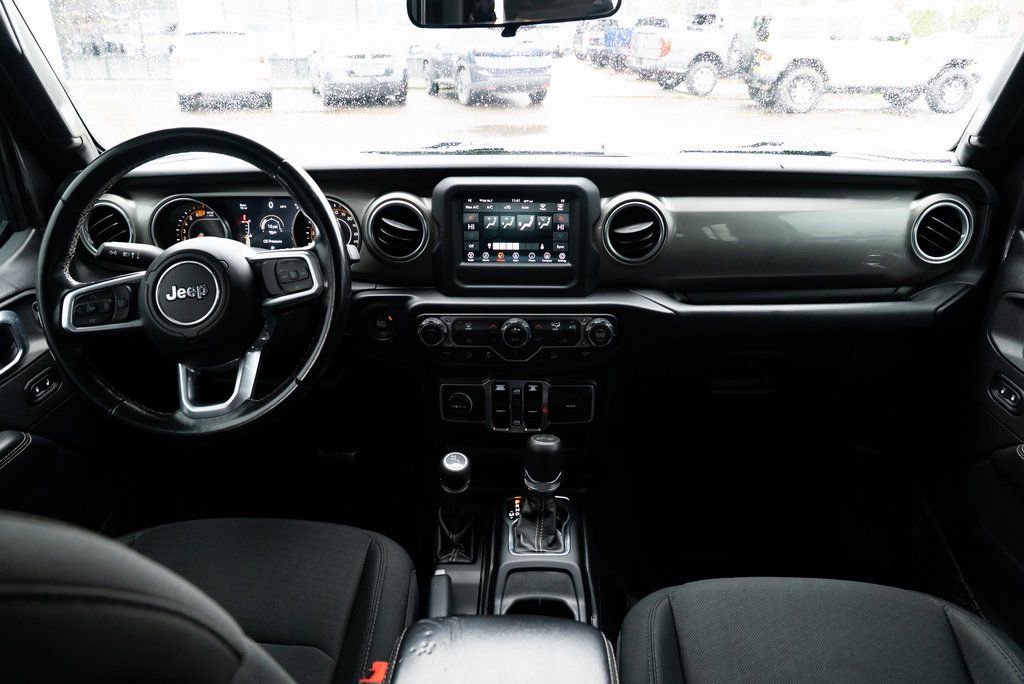 Used 2020 Jeep Wrangler Unlimited Sahara image 8