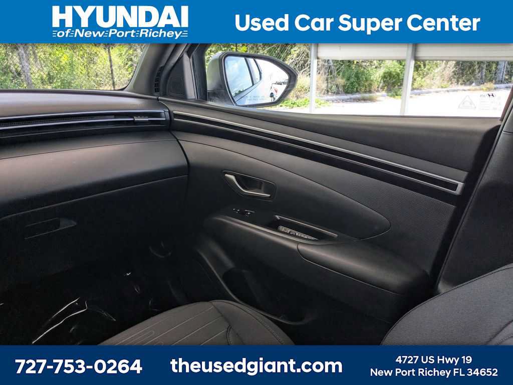 Certified 2024 Hyundai Santa Cruz SEL w/ Activity Package AWD/4WD image 18