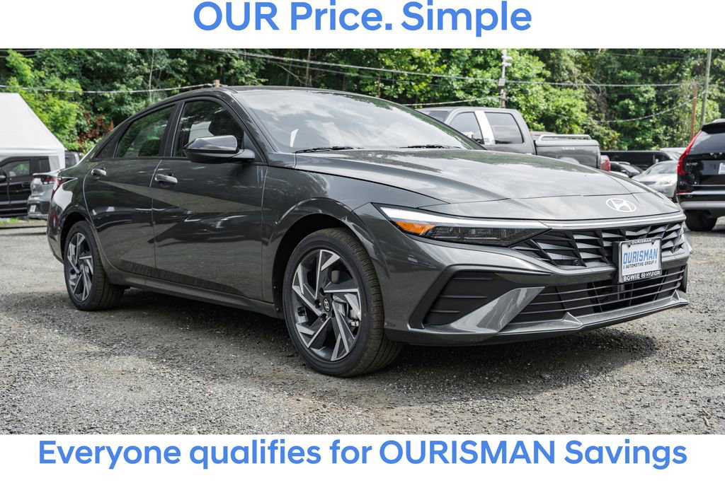 New 2025 Hyundai Elantra SEL