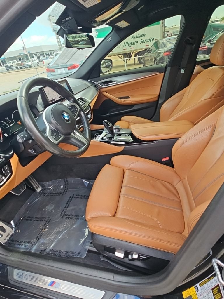 Used 2019 BMW 530e w/ M Sport Package RWD image 12