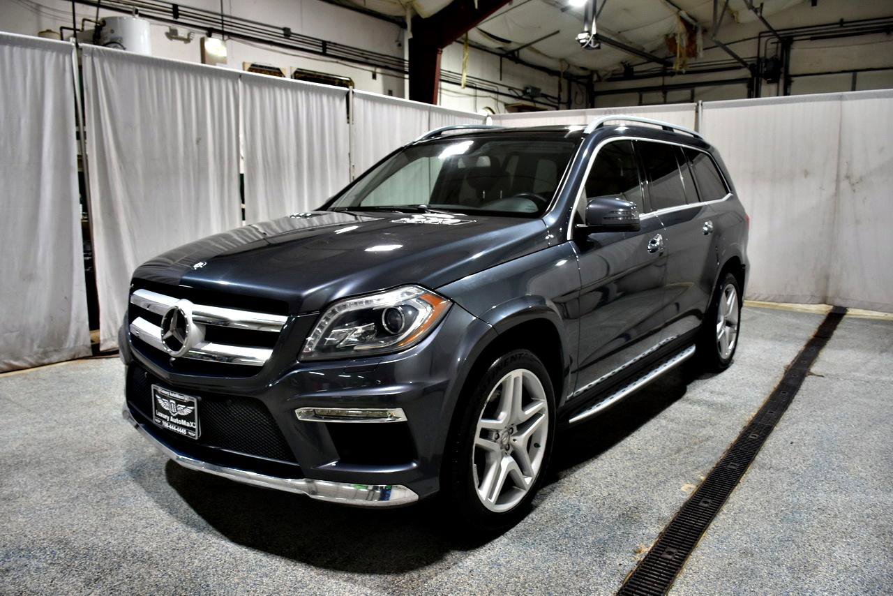 Used 2015 Mercedes-Benz GL 550 4MATIC w/ Accessory Chrome Package image 29