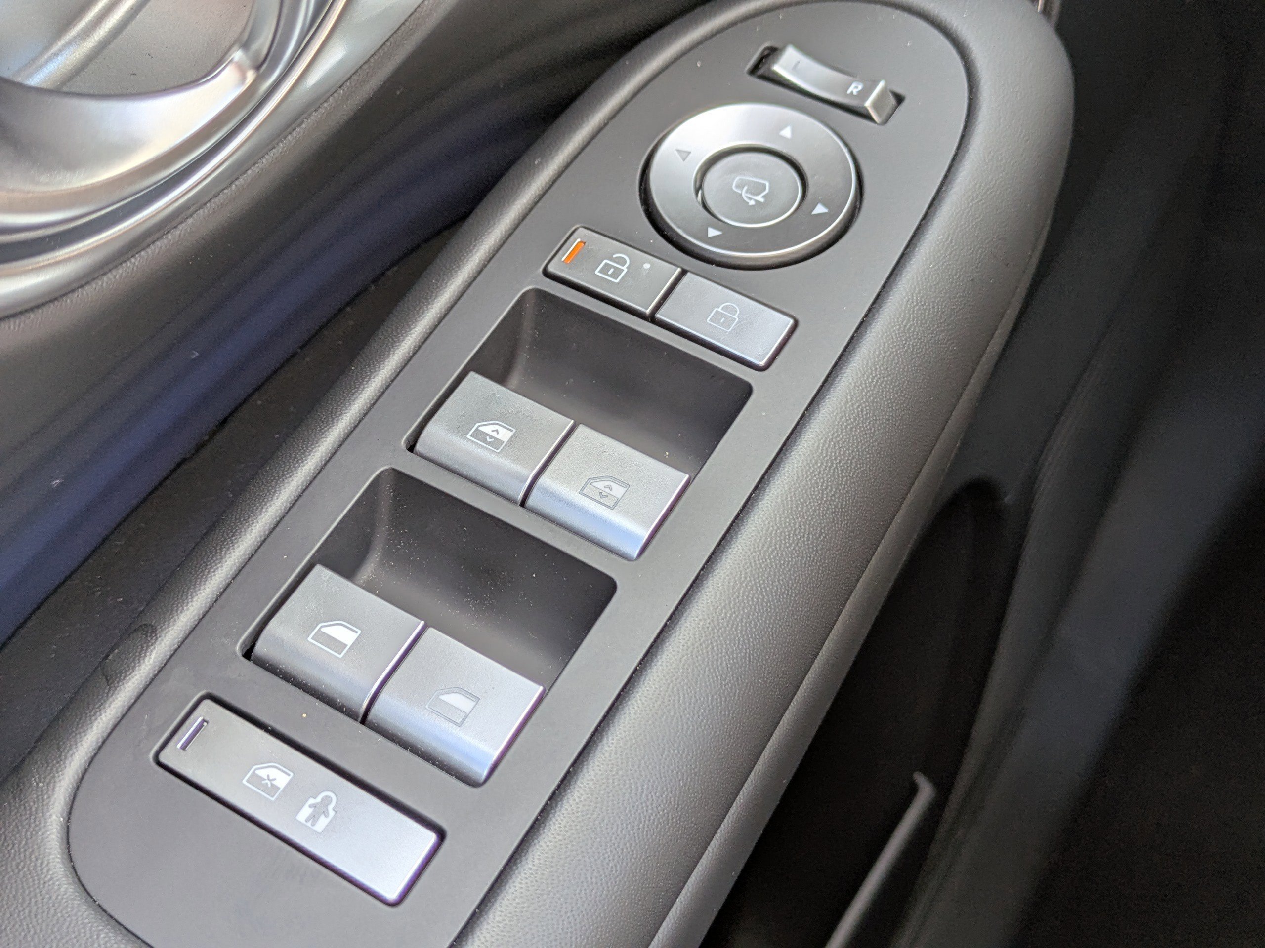 New 2026 Hyundai Ioniq 9 SEL image 28