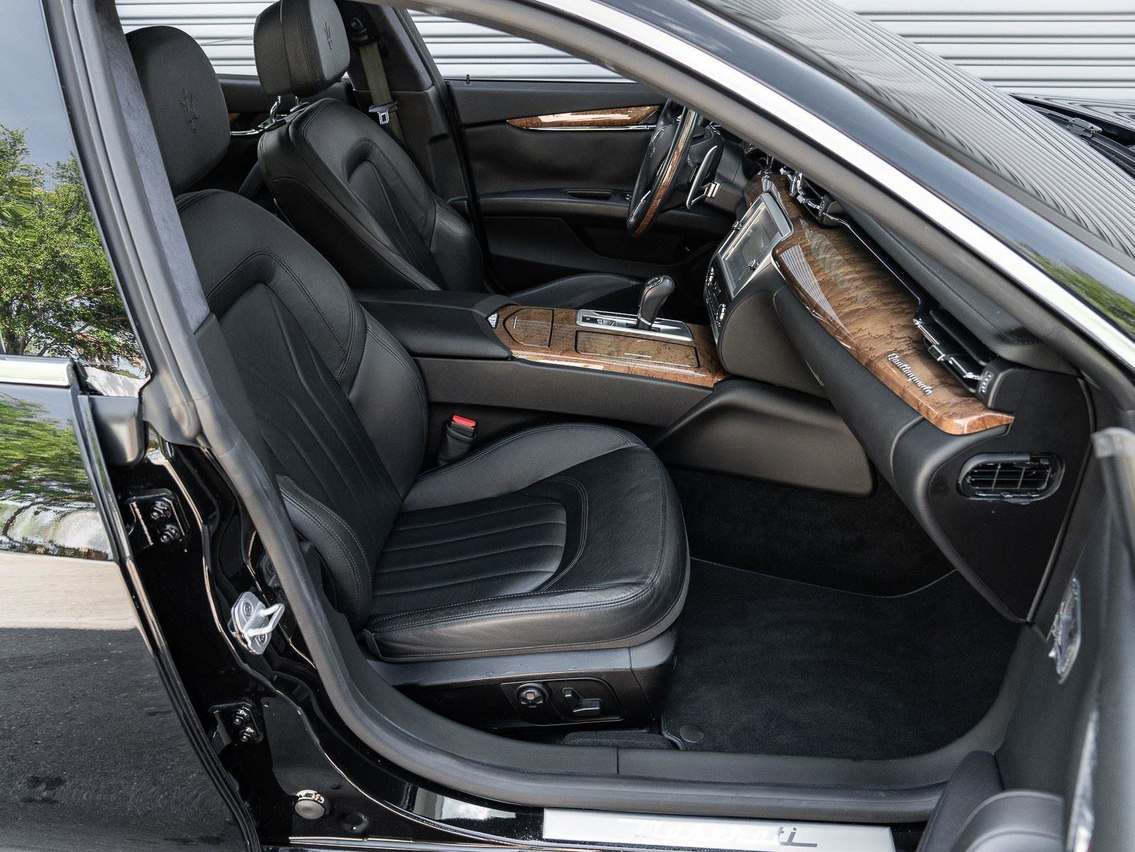 Used 2014 Maserati Quattroporte GTS image 32