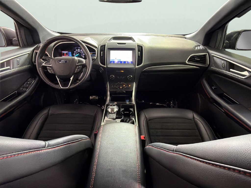 Used 2020 Ford Edge ST-Line FWD image 32