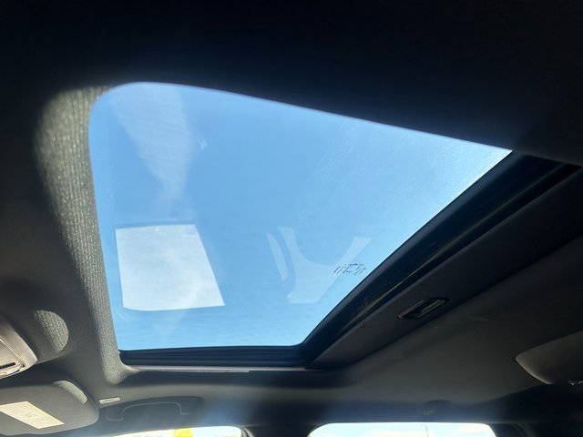 Used 2023 Dodge Durango GT image 25