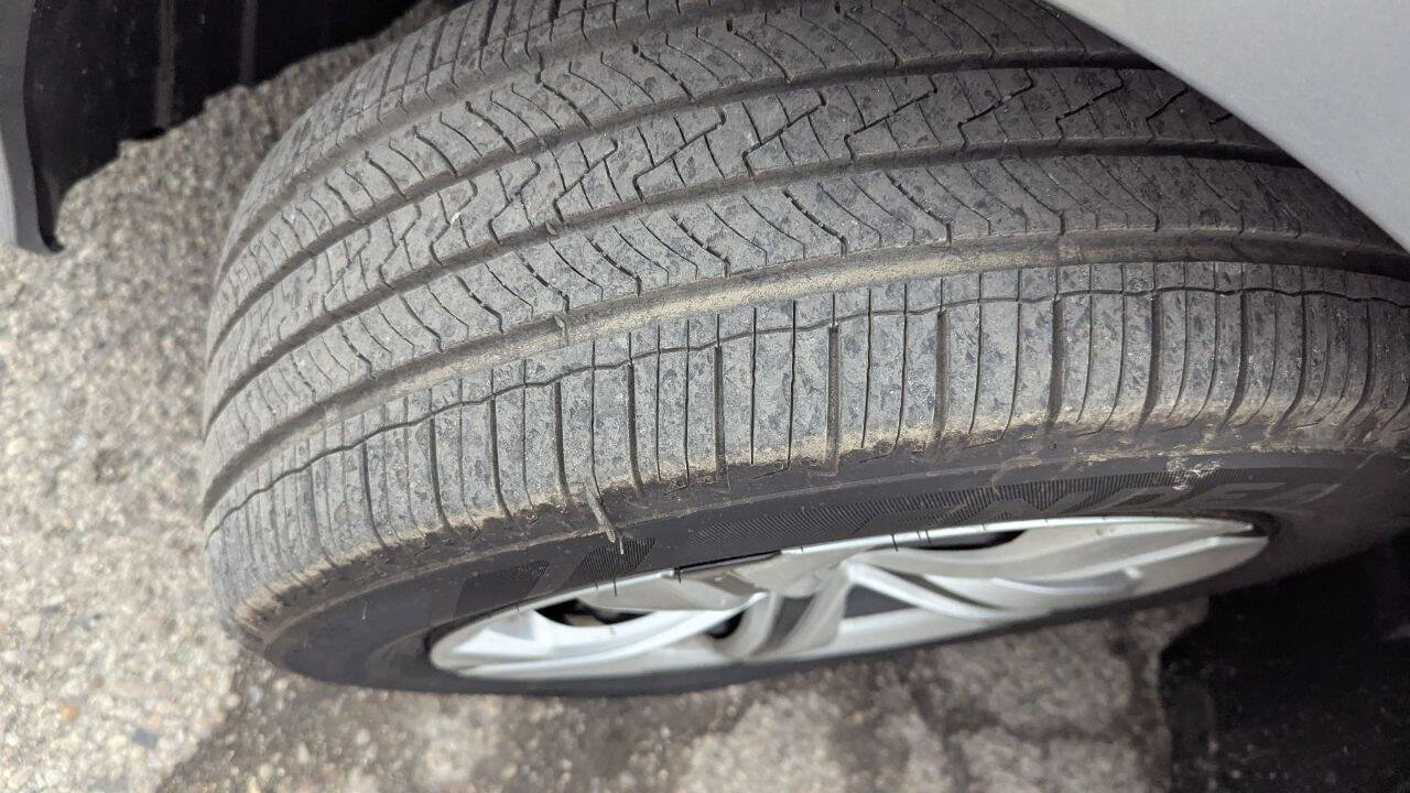 Used 2017 Honda Civic LX image 23