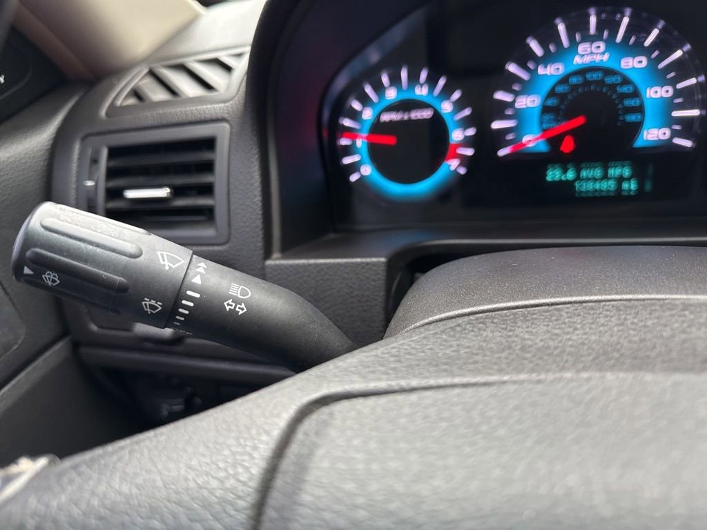 Used 2012 Ford Fusion SEL image 42