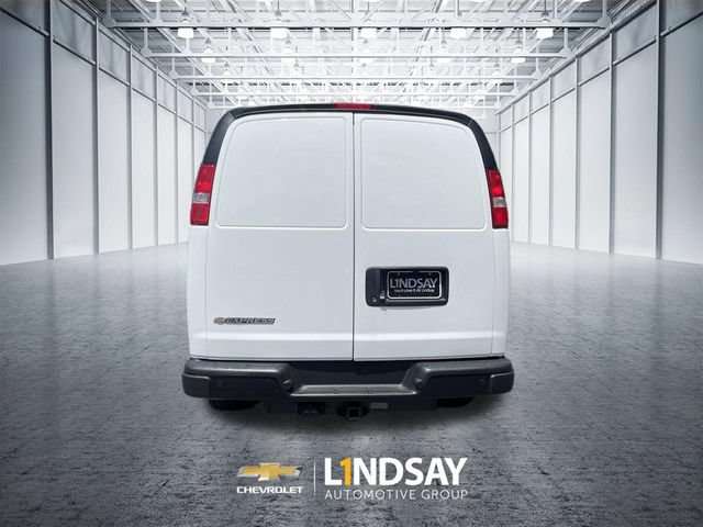 New 2026 Chevrolet Express 2500 w/ Driver Convenience Package RWD image 7