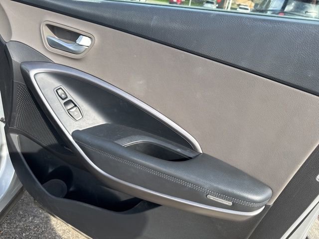 Used 2015 Hyundai Santa Fe Sport 2.0T w/ Option Group 05 image 27