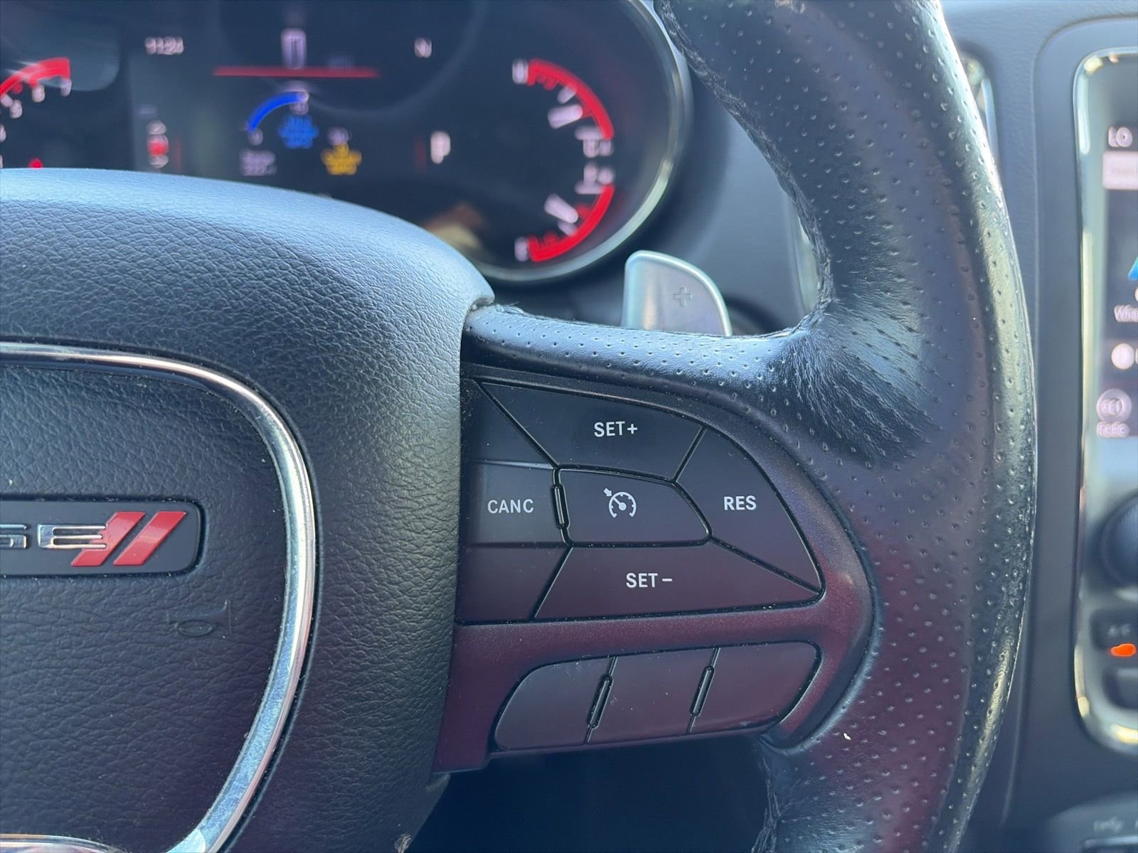 Used 2018 Dodge Durango R/T RWD image 18