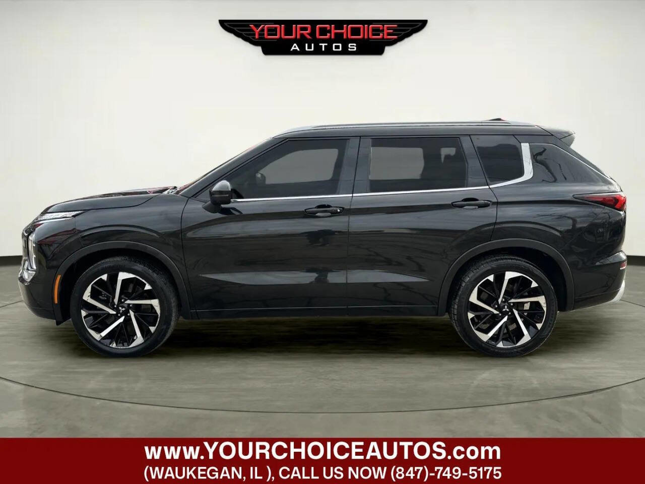 Used 2022 Mitsubishi Outlander SEL image 2