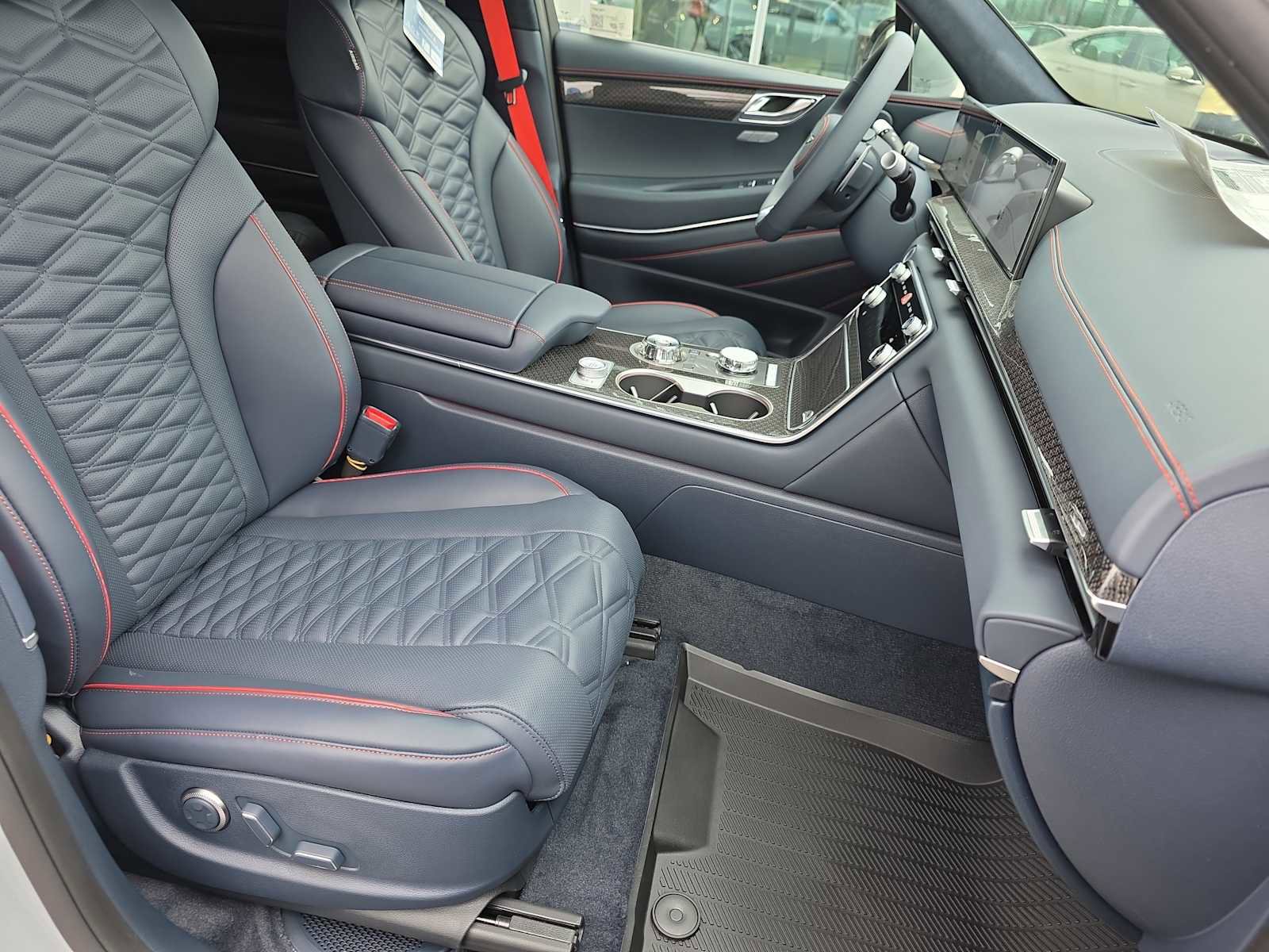 New 2026 Genesis GV80 3.5T e-SC image 31