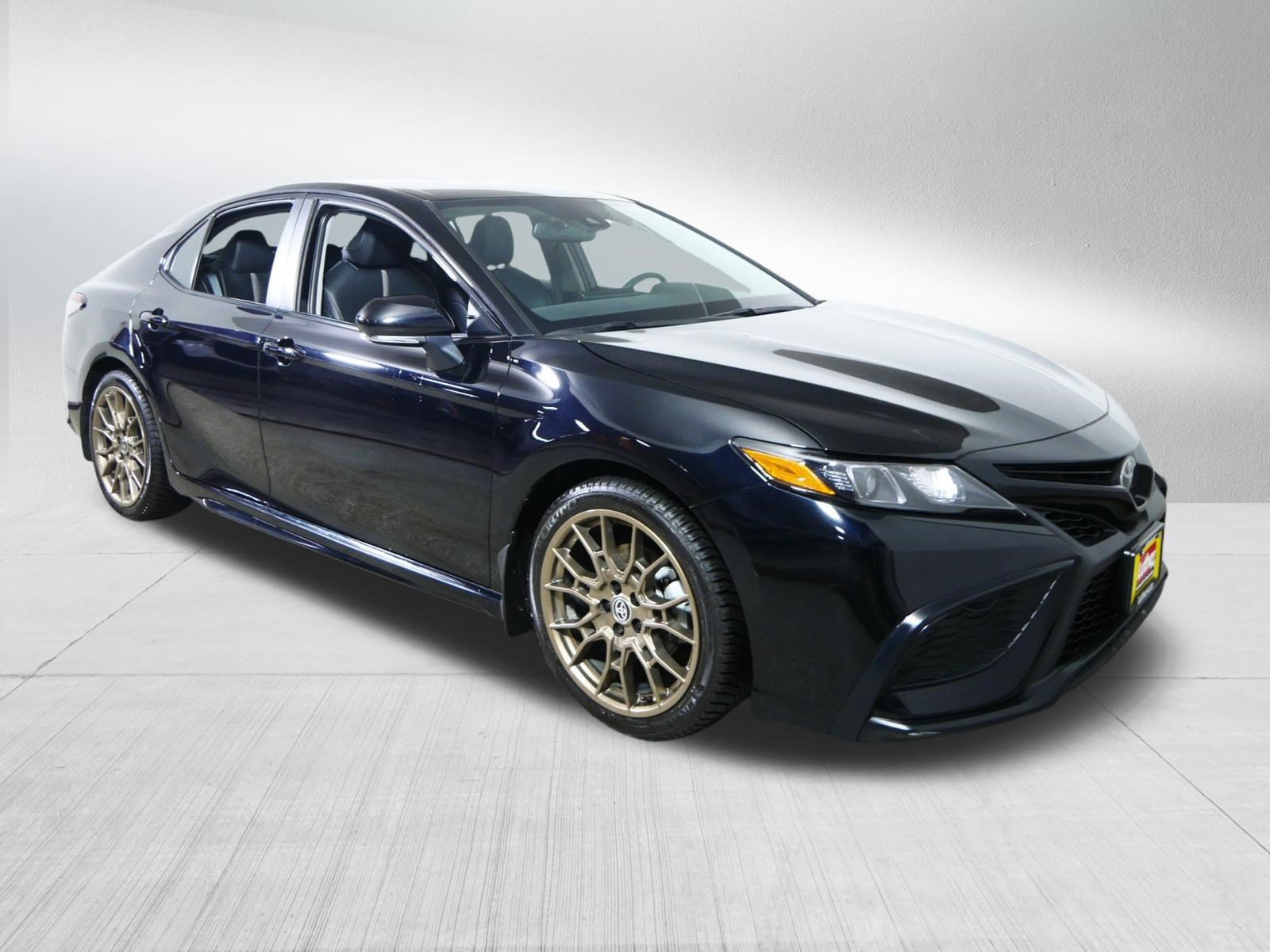 Used 2023 Toyota Camry SE w/ Convenience Package AWD/4WD image 1